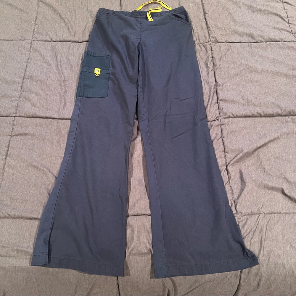 Four Pairs of Scrub Pants Sizes Small and Medium Nursing Medical Comfort Blue - Picture 13 of 16